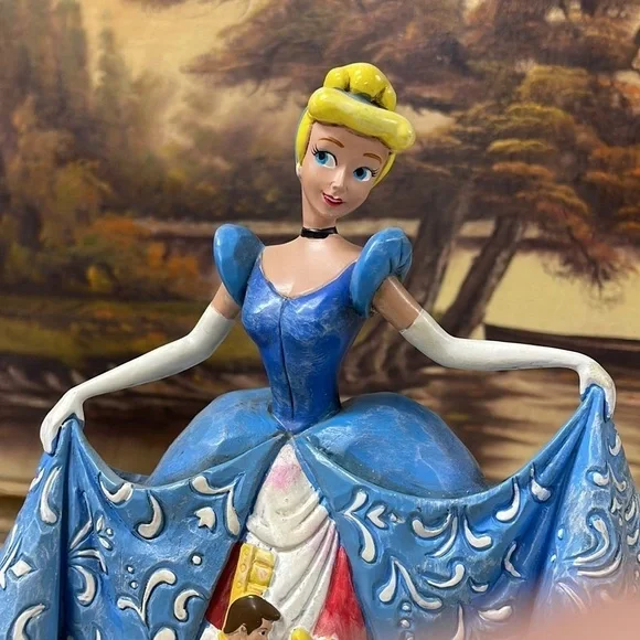 DISNEY Traditions by Jim Shore Cinderella Figurine "Romantic Waltz" (4007216) - Picture 10 of 16